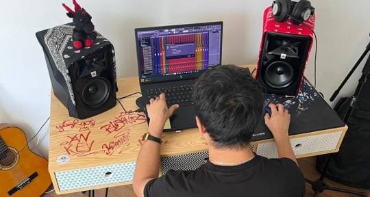 Producer & Mix Engineer - Vixowow Prod