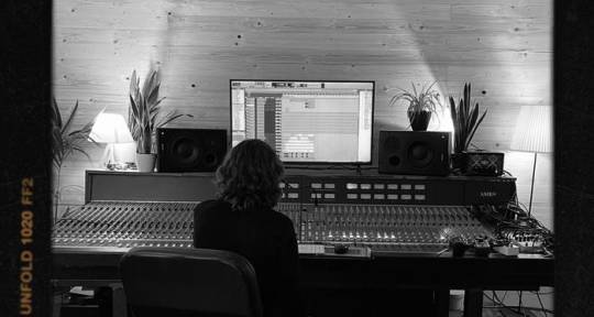 Mixing and Mastering Engineer - Pablo Gorostiaga