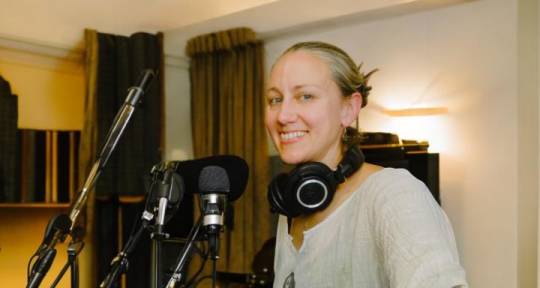 Cinematic & Soulful Vocalist - Anna B