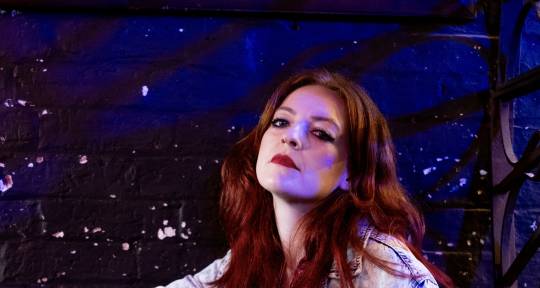 Smooth Pop / EDM Songwriter - Emma Louise