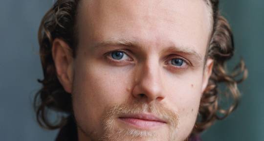 Cellist, Composer - Geraint Downing