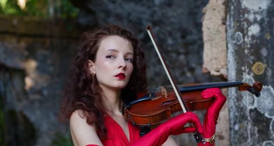 Session violinist - Margarita Kumpan