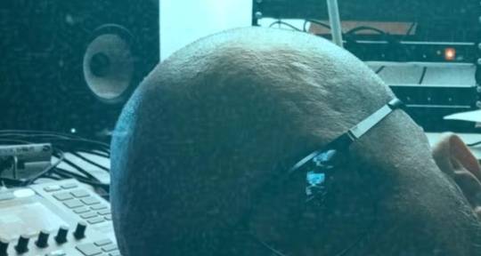 i'm enhancing your music - @_xoxlike_