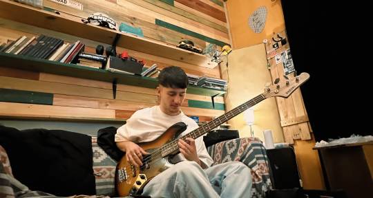 Guitarist | Producer | Mixer - Tommy Jeyss