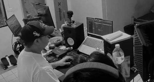 Artist & Producer - Shelly Namsu