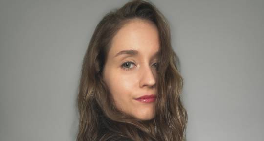 Vocalist & Songwriter - Erin O.
