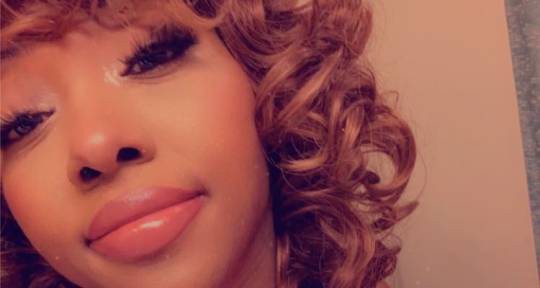 SongWriter, Singer..butterfly - Reia