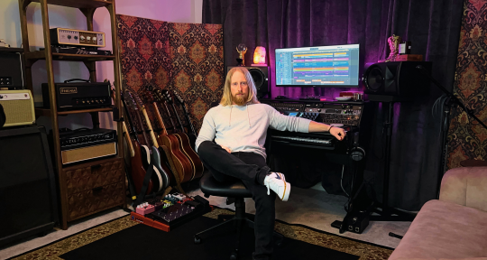 Country Producer/Guitarist - Russell Jackson