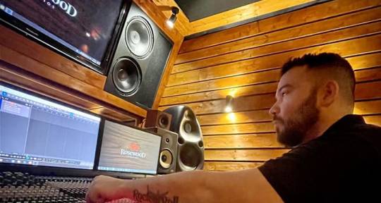 High-End Mixing & Mastering - John Vafiadis