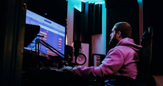 Hip Hop Engineer & Producer - MixedByBlitz