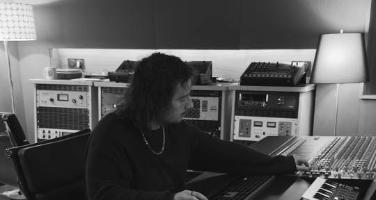 Sound engineer and producer - Thibault Bryselbout