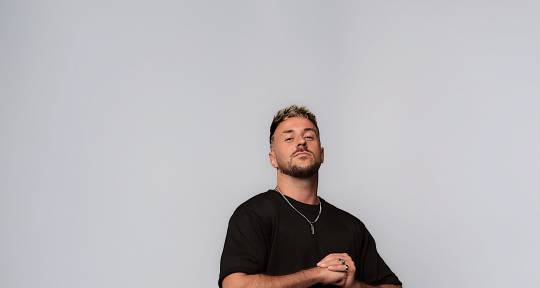 EDM Vocalist/Topliner - Blake Wisner
