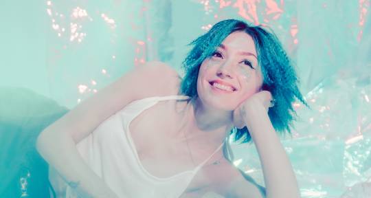Female Vocalist - Murphy