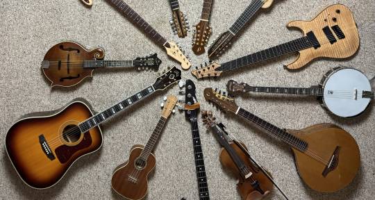 Mando family/tenor guitar pro - J. Carmichael
