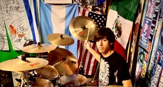 Live/Session Drummer - Ian Joye