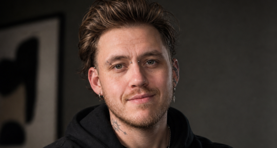 Electronic Music Producer & Me - Kreation