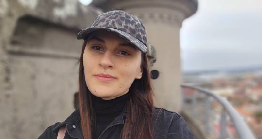 Singer, vocalist, pianist. - Ester Girlea