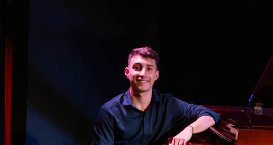 Pianist/Composer/Arranger - Nicolás Macchiarulo