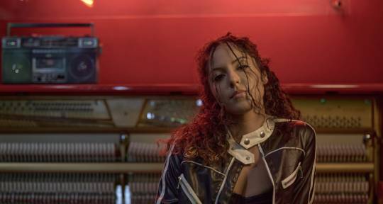 Songwriter | Vocalist - Melodie Young