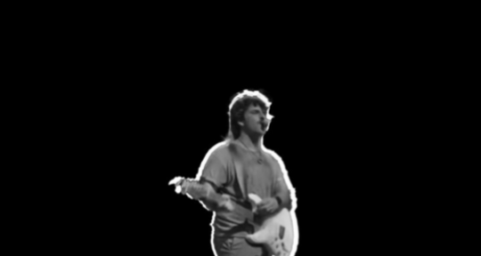 Singer | Multi-instrumentalist - EZZY