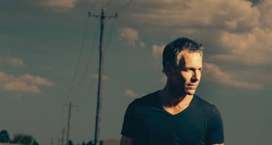 Singer/songwriter/composer - Jim Houston