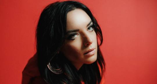 Multi-genre Singer, Topliner  - Scarlett Solo