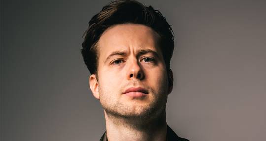Producer / mixing / master - Tim Hox