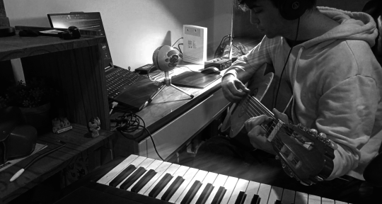 Music Producer & Songwriter - Franco Dingevan