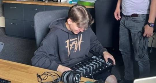 Producer / Beatmaker / Mixing - BeLikeVic