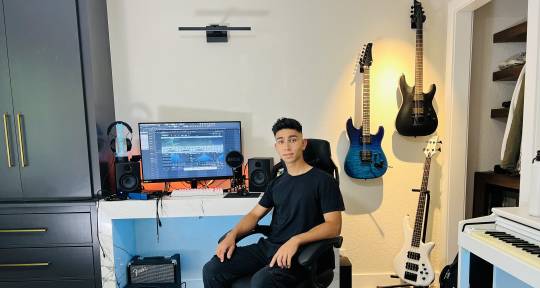 Producer - Dom