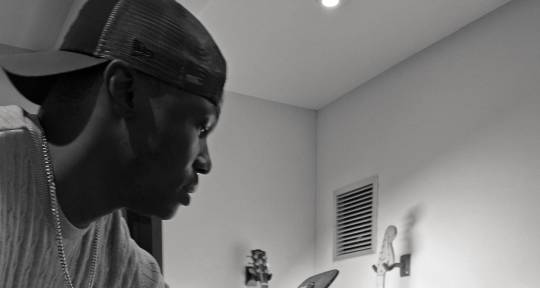 Guitarist / Music Producer - Femi Brooks