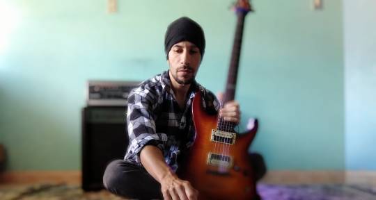 Session Guitarist - Carlos Damiano B