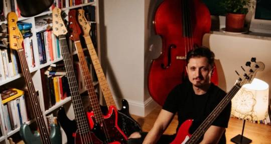 Session track bassist - Ivan Cannata