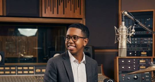 Remote Drummer session - Aubrian Drummer