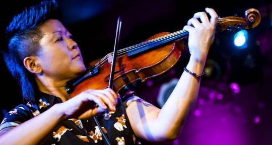 Violinist and Creative Strings - Lyris Hung