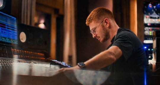 Mix Engineer - FLOATYunplugged