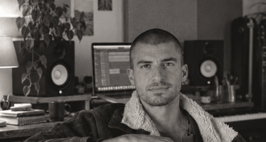Documentary Composer | Pianist - Eaon Gabriel