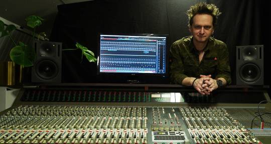 Mixing Engineer - Per Moneeo