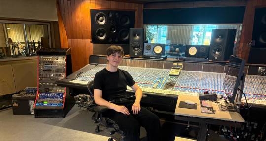 Film & Game Sound Designer - Marius Zeeb