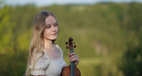 Violinist & Recording Artist - Eliza Taiga