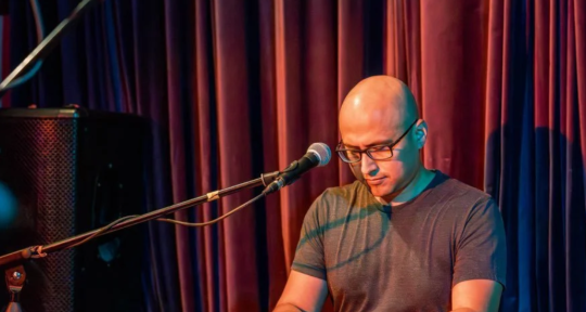 Keys / Vocals - Xavier Gonzalez