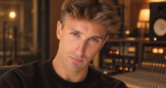 Mixing Engineer - Charly Waly