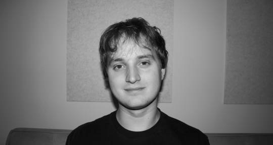 Pop and Indie Music Producer  - Alfie Akers