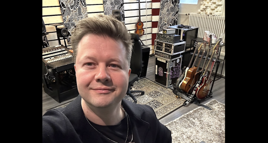 Session Guitarist & Arranger - Lasse Sakara