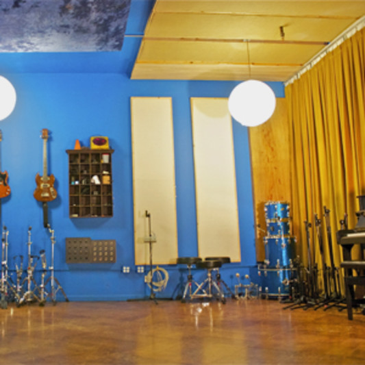 The Seaside Lounge Recording Studios on SoundBetter