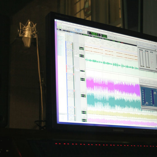 CREATIVE MEDIA DESIGN on SoundBetter