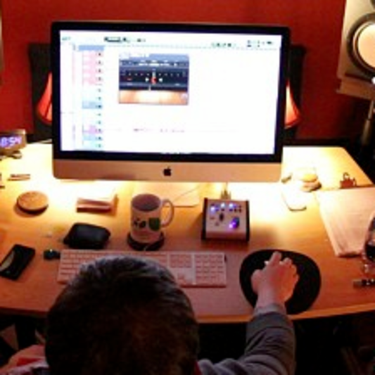 Matthew Amelung (producer/engineer/mixer) on SoundBetter