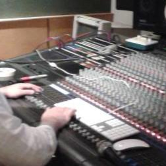 Carlos Aburto Rojas on SoundBetter