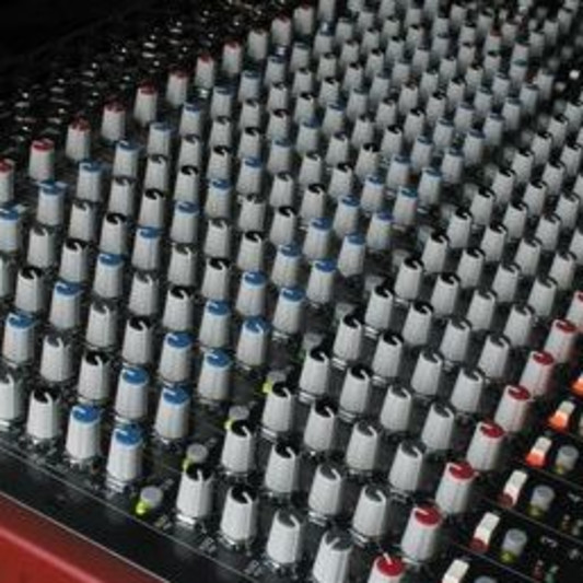 mad emsia-littlesoul recording studio on SoundBetter