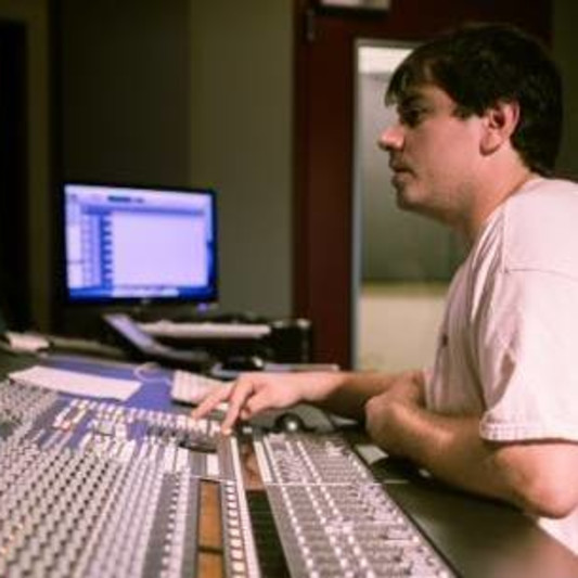 Alexander Komlos Engineer on SoundBetter